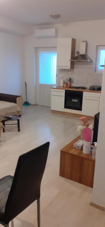 Apartman Tanja Leilighet Bilice Eksteriør bilde